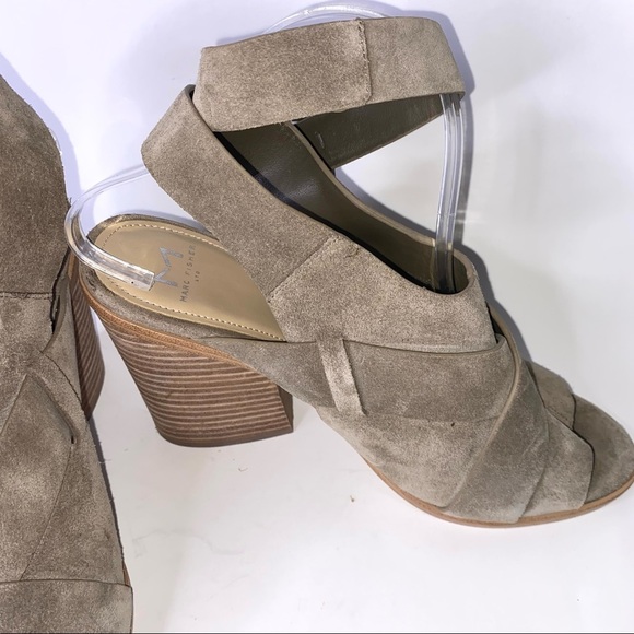 Marc Fisher Valen Crisscross Open Toe Leather Sandals Taupe Color Size 10 - Picture 7 of 11